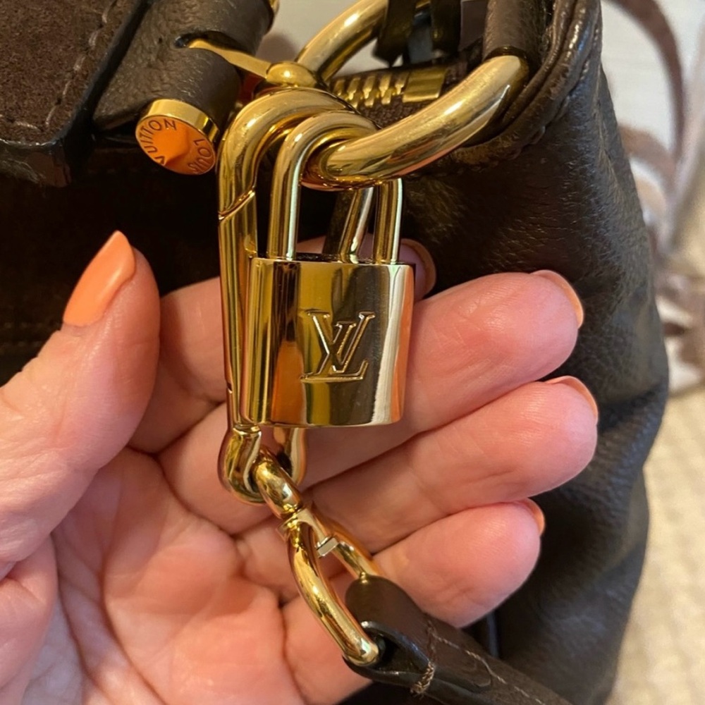 Louis Vuitton Vintage Chocolate Suede Leather Monogram Tote Gold Tone Hardware - Picture 9 of 15